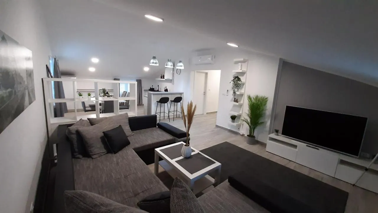 Appartement Guesthouse Villa Brestova Plomin