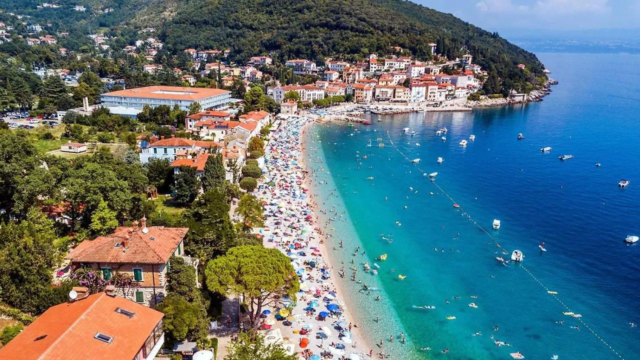 Guesthouse Villa Brestova Plomin