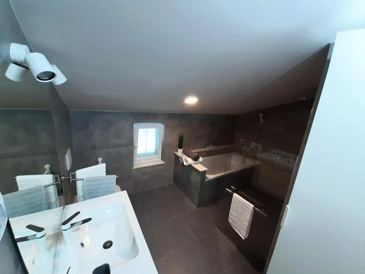 Guesthouse Villa Brestova Plomin 0*,